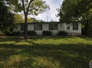 15608 SE Indian Valley Ln, Hoyt, KS 66440