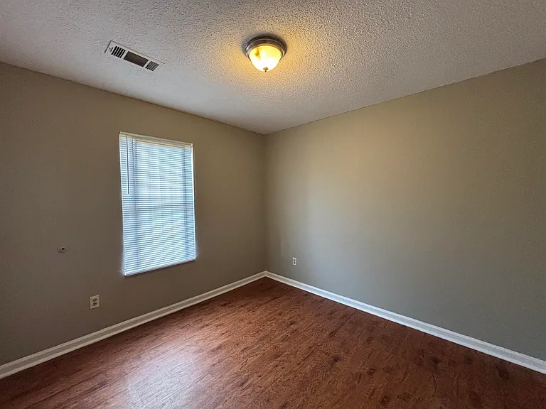 4450 Arnold Cv — Photo 14