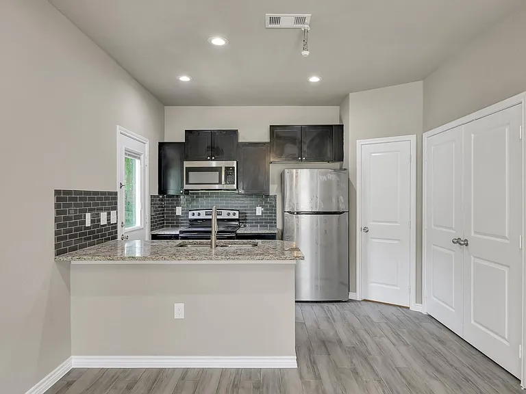 11756 White Cedar St — Photo 5