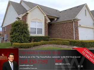 20950 Sleepy Hollow Dr, Macomb, MI 48044