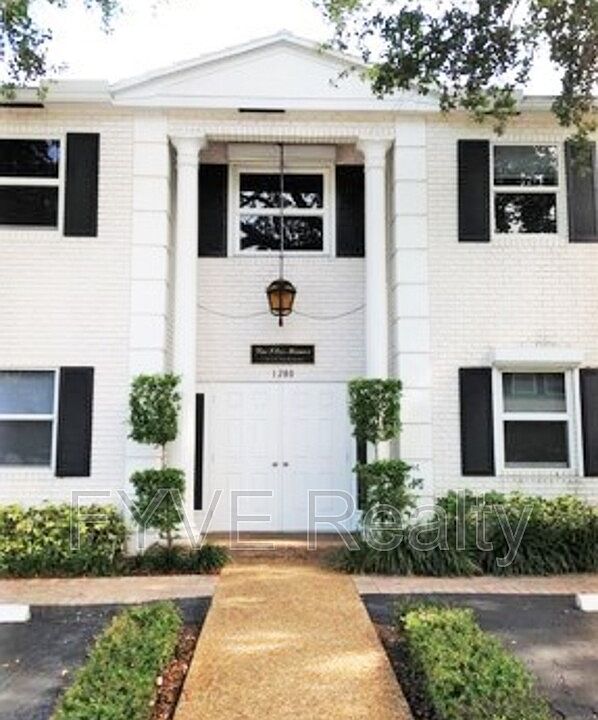 1st image of 1280 SE 2nd Ct APT 3