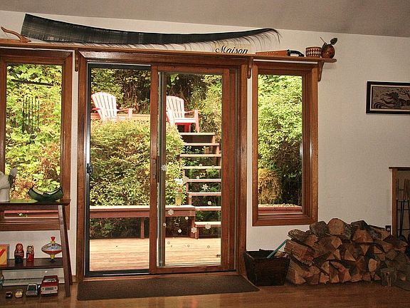 Sliding door to deck