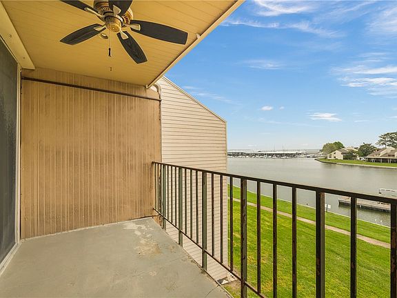 5th image of 12600 Melville Dr APT 326-B