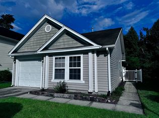 221 Chemistry Cir, Ladson, SC 29456