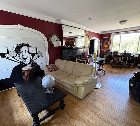 4th image of 108 S University St #4