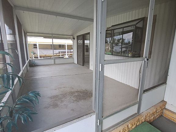 5th image of 795 Sandi Dr