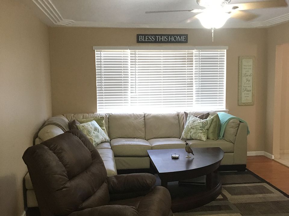 1st image of 515 Amesbury Dr