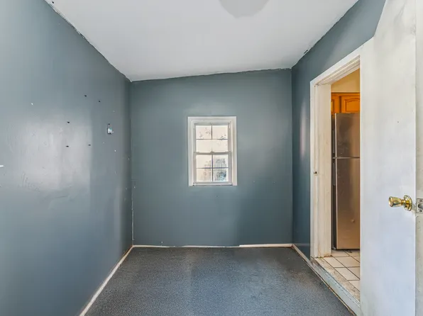 194-31 114th Road image 6 of 16