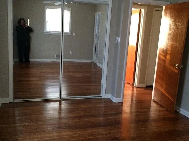 1103 Playford Ln — Photo 14
