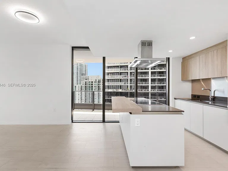 1000 Brickell Plz #4015 — Photo 9