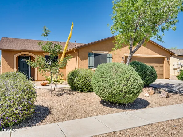 8346 W Green Kingfisher Ln, Tucson, AZ 85757