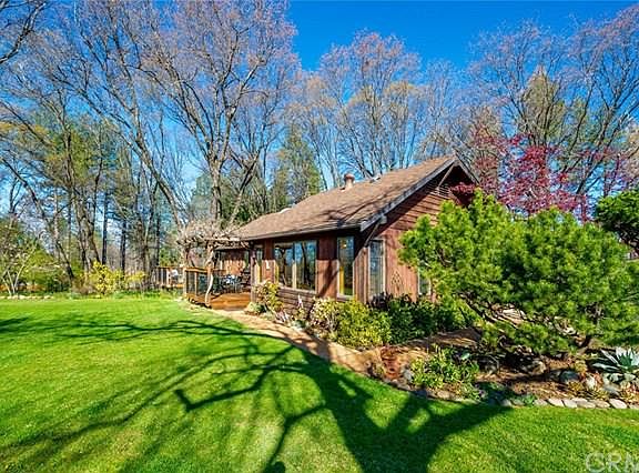 3rd image of 1374 McCullough Dr
