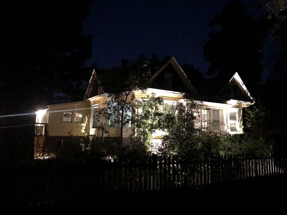 2nd image of 1134 Bidwell Ave