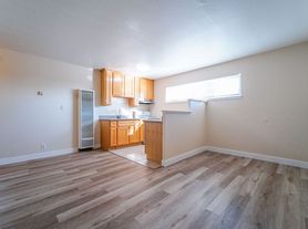 3500 Glen Park