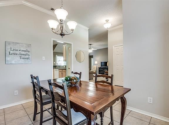 5th image of 3813 Cromwell Dr