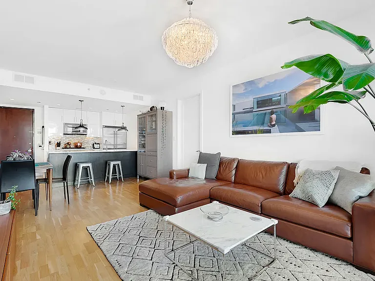 500 4th Ave #9L — Photo 3