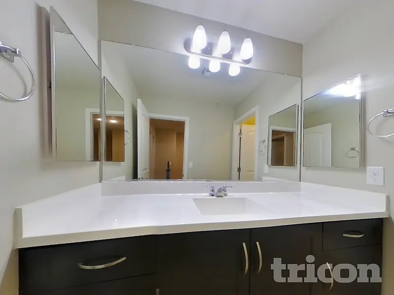 12554 W Hummingbird Ter — Photo 17