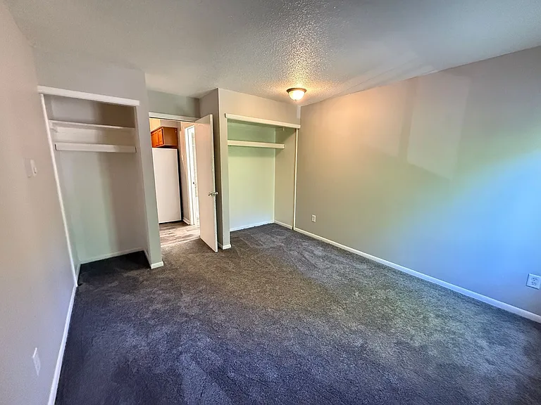 Executive House West — Photo 14