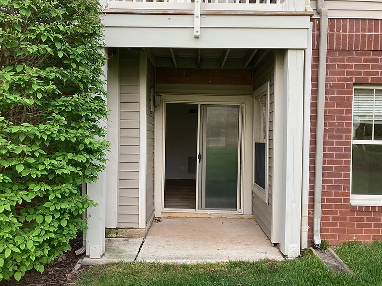 1729 Ascot Way #B — Photo 16