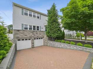 862 Dewey St, Union, NJ 07083