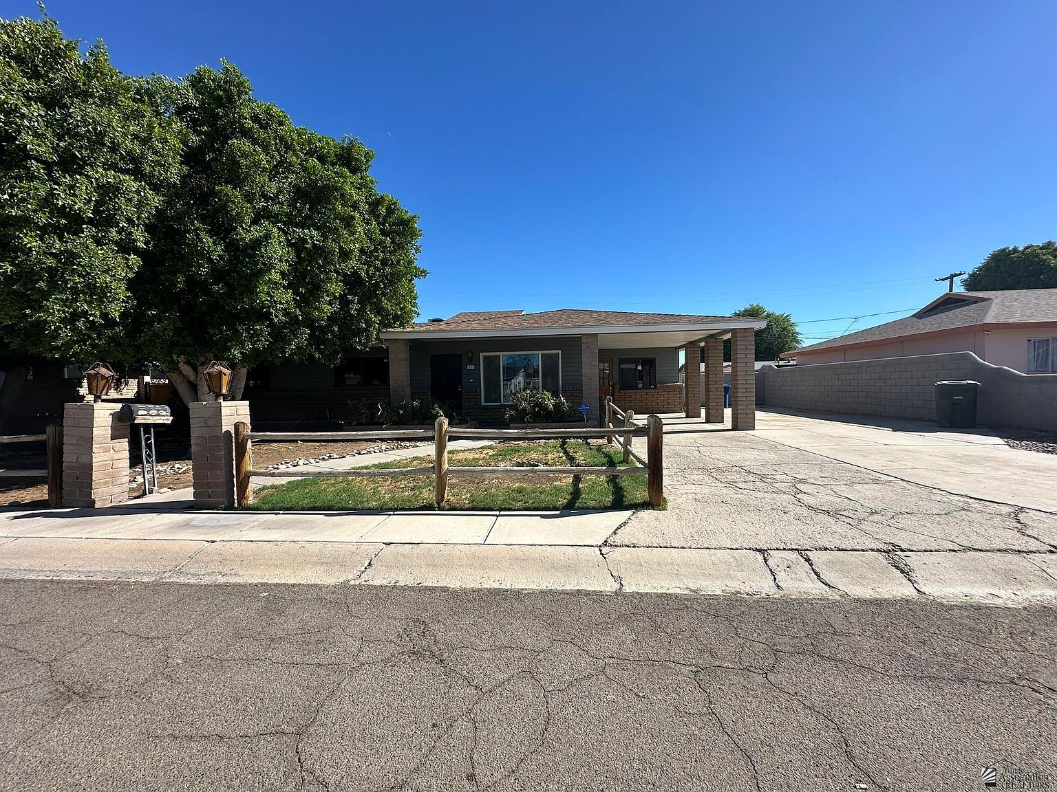 2229 W 17th St, Yuma, AZ 85364 | Zillow