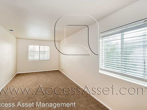 4th image of 15109 Lighthouse Dr