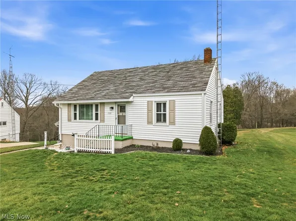 739 Sunset Dr, Lisbon, OH 44432