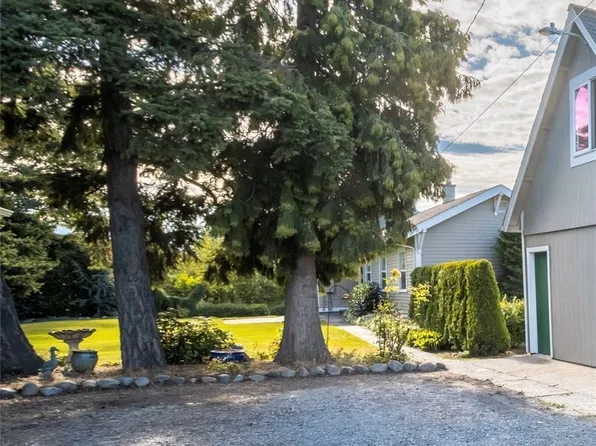 2439 Lincoln Street, Bellingham, WA 98225