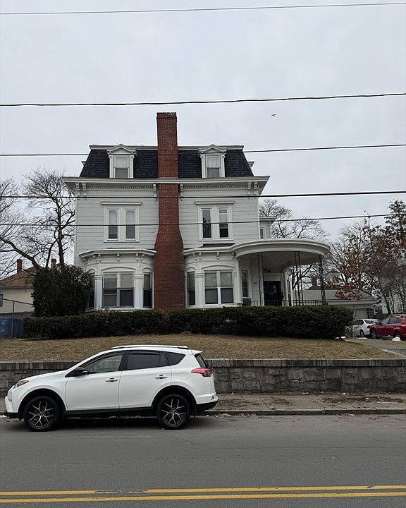 1st image of 229 Jackson St