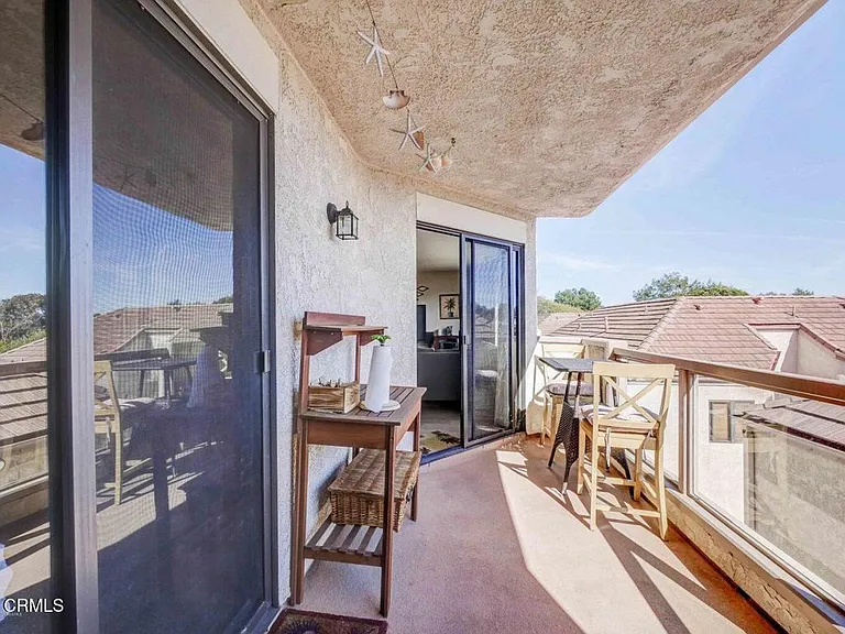 716 Island View Cir — Photo 19
