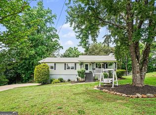 404 Hill Crest Ct, Woodstock, GA 30188