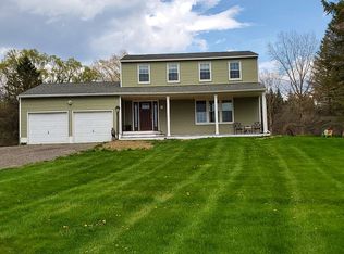 3824 Abbey Rd, Syracuse, NY 13215