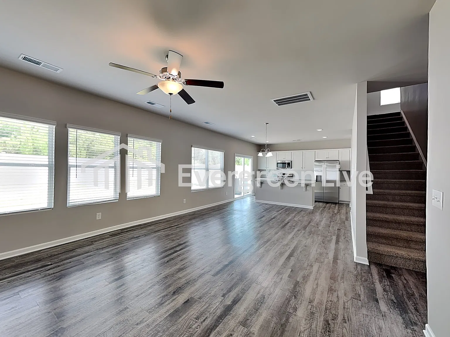 4 bed, 3.0 bath, 2180 sqft, $2,195 — Photo 2