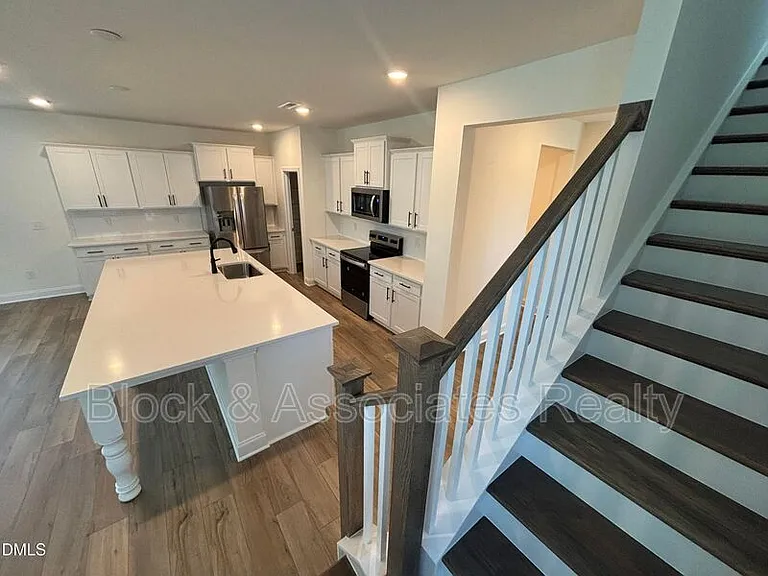5128 Ranger Grove Way — Photo 35