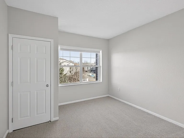 Lake Susan Apartments — Photo 51