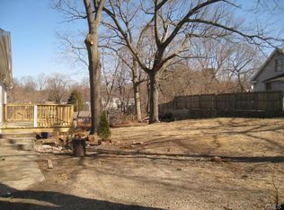 20 Douglas St, Bridgeport, CT 06606