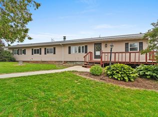 N9054 Cedar Dr, Algoma, WI 54201