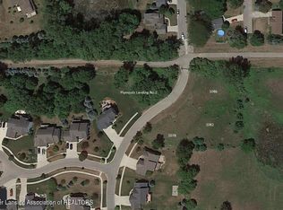 1078 Foxborough Dr, Williamston, MI 48895