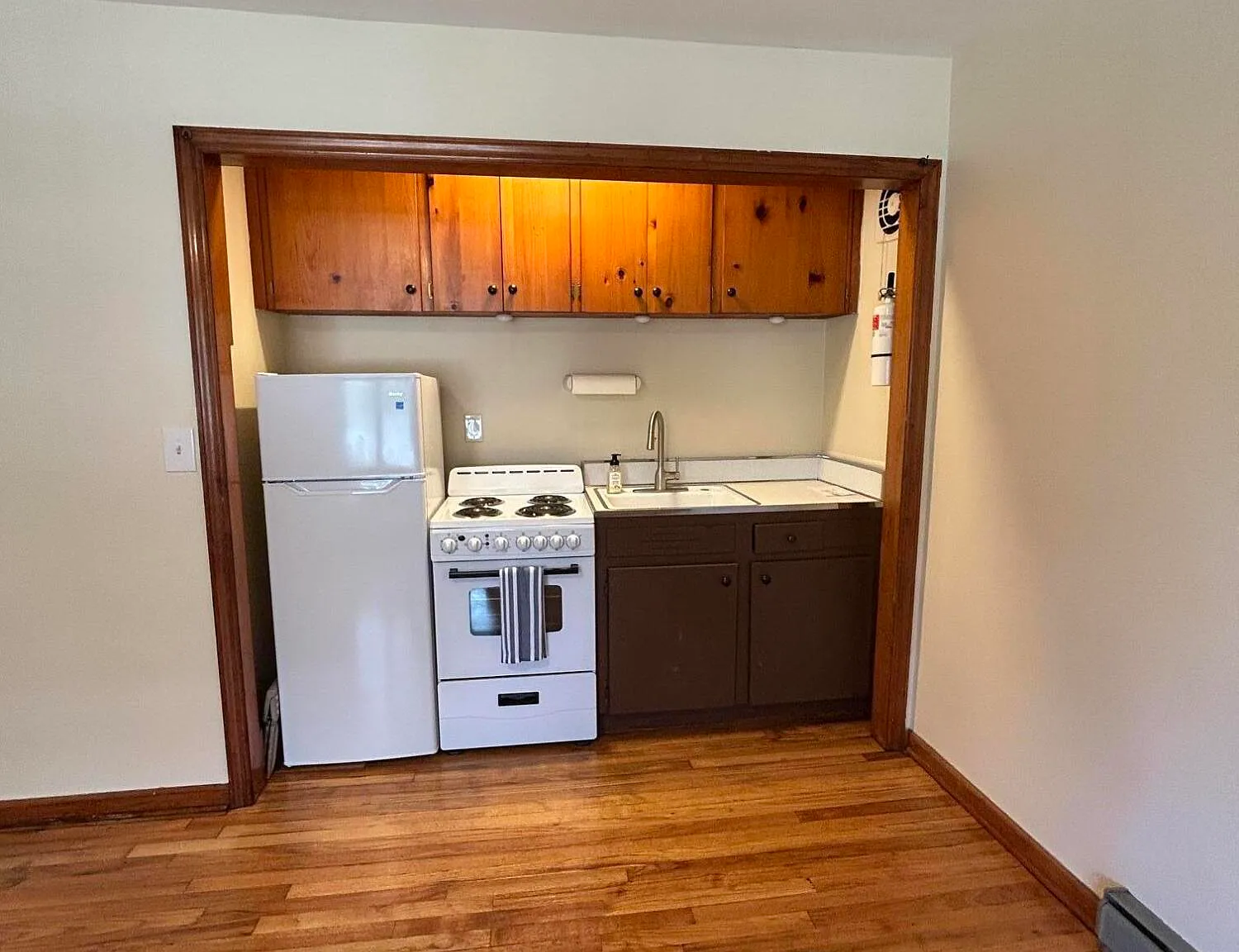 1 bed, 2712 sqft, $1,995 — Photo 2