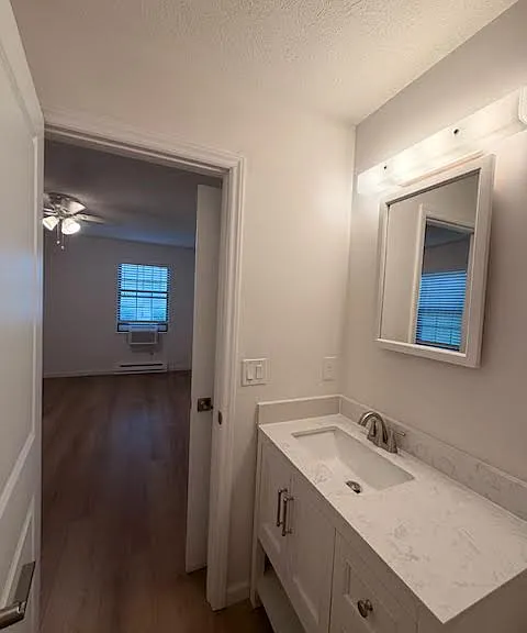 55 Indian River Rd #2B — Photo 5