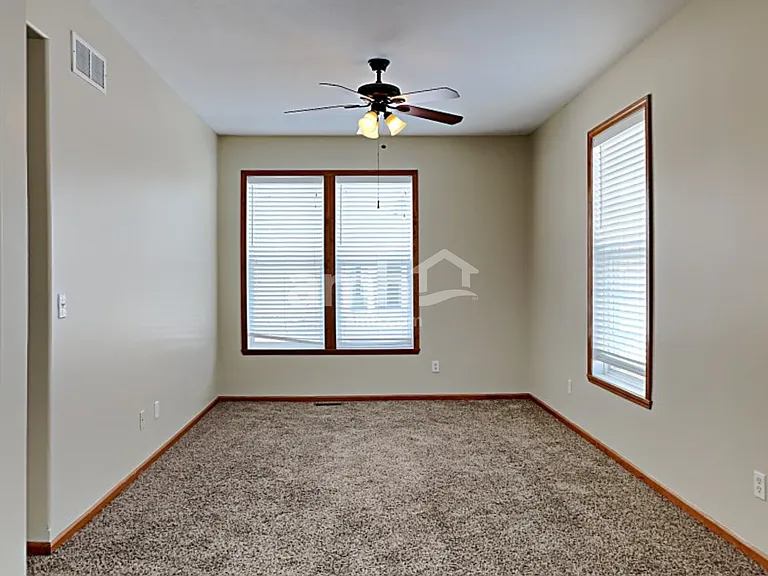 6715 Legacy Pointe Ct — Photo 5