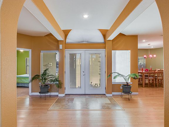 4th image of 6012 Alcala Ct