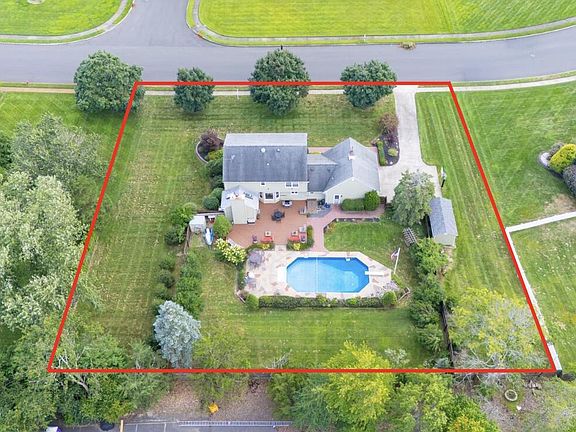 3rd image of 3406 Waterview Way