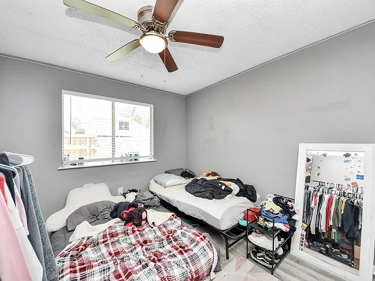 11031 Kirkmead Dr — Photo 21