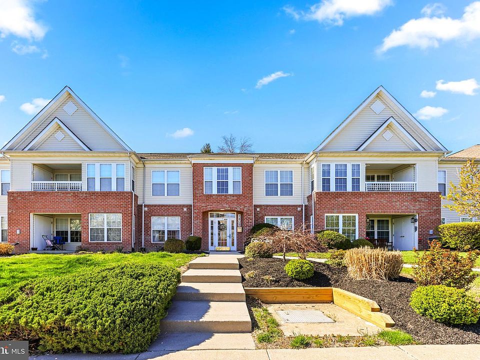 1st image of 1408 Bonnett Pl Unit 219