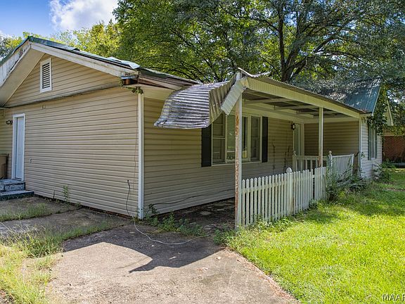 4th image of 230 Greenbriar St