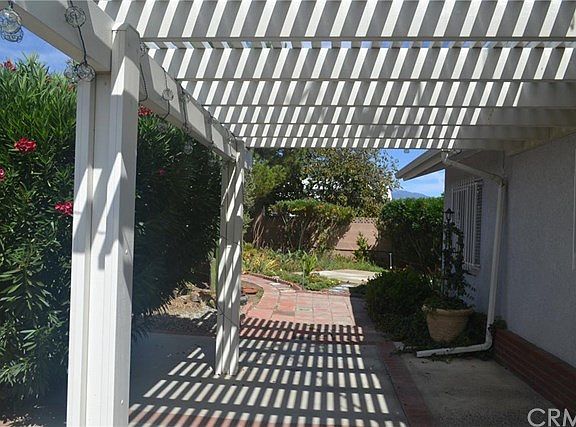 5th image of 1100 Amberwood Dr
