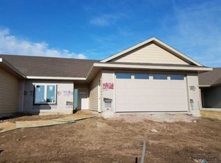 5425 S Salvation Pl, Sioux Falls, SD 57108