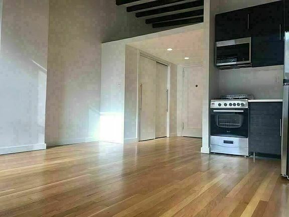 2nd image of 179 E 93rd St APT 4D