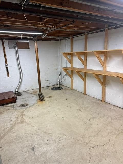 1st image of 5400 Beacon Hill Rd